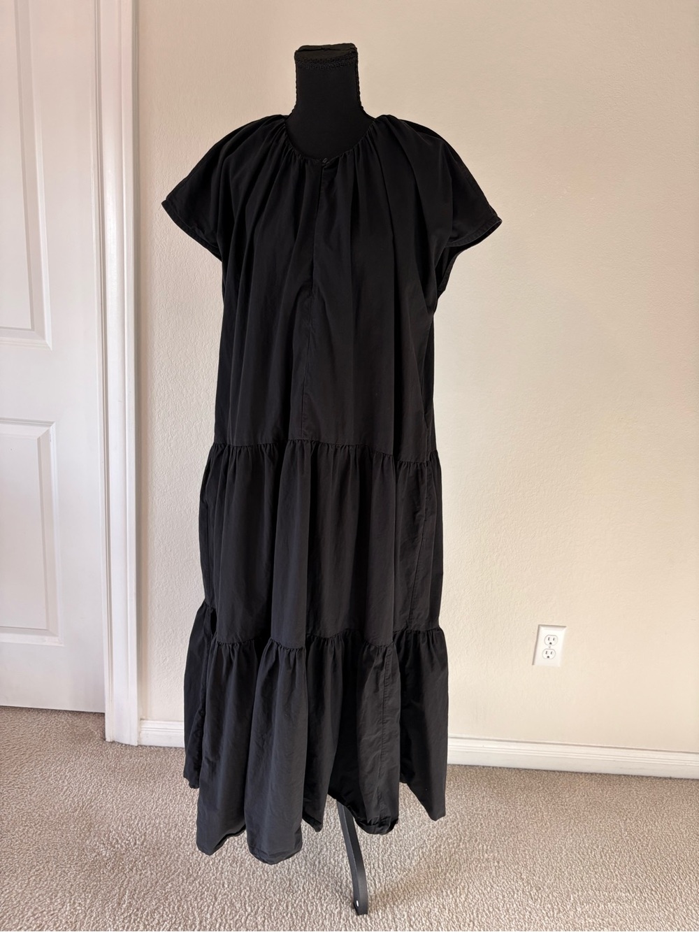 COS Cotton Black Tiered Short-Sleeve Women's Dress Sz 10 Oversized